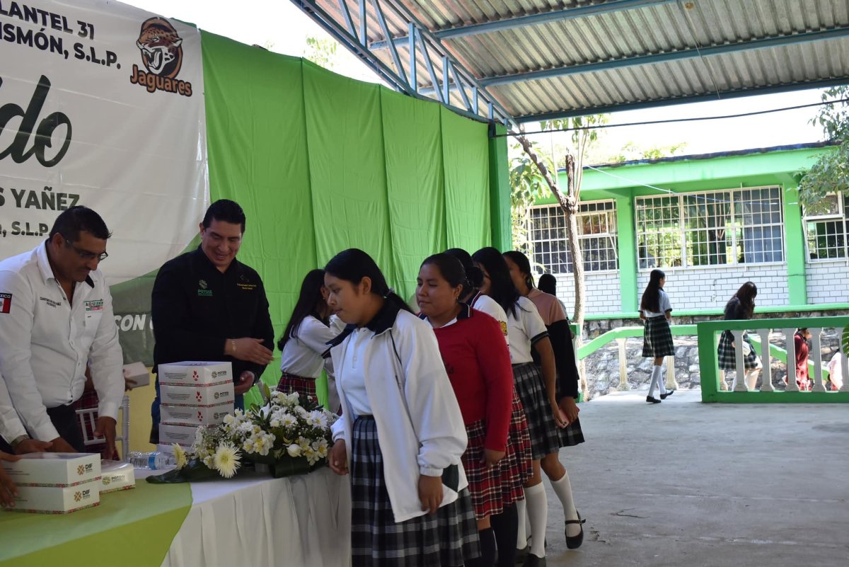 DIRECTOR DE SISTEMA COBACH RICARDO CENTENO TREJO A...