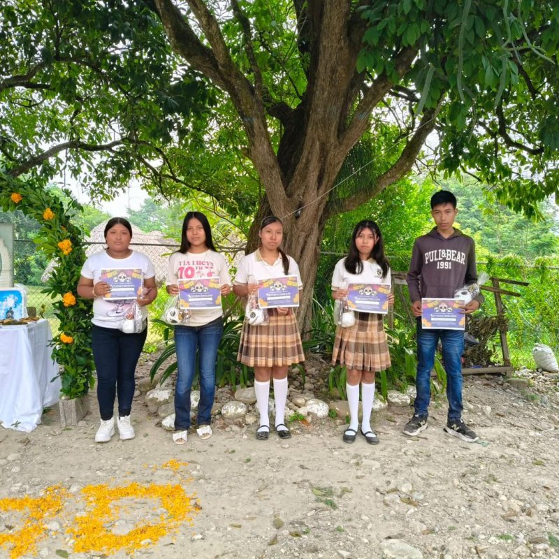 ¡ Celebramos nuestras tradiciones !